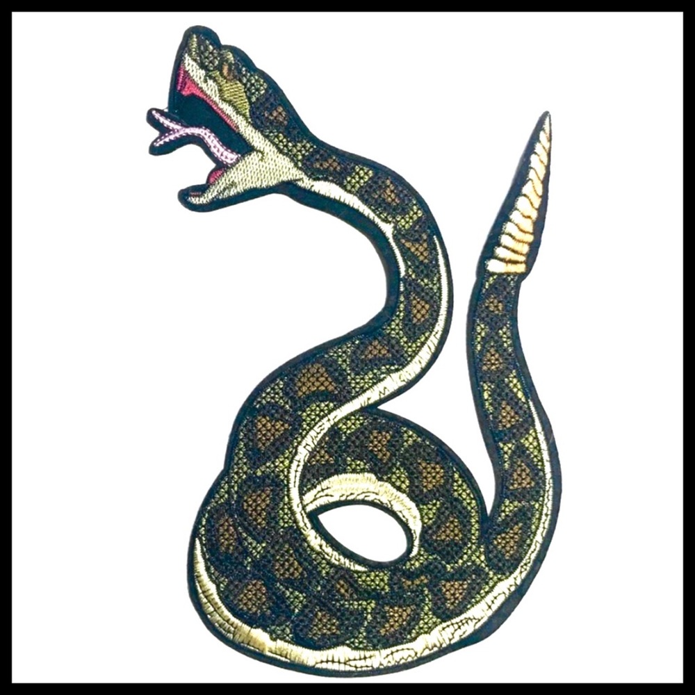 🌿LARGE SNAKE IRON-ON PATCH! 🌱 - Picture 3 of 6